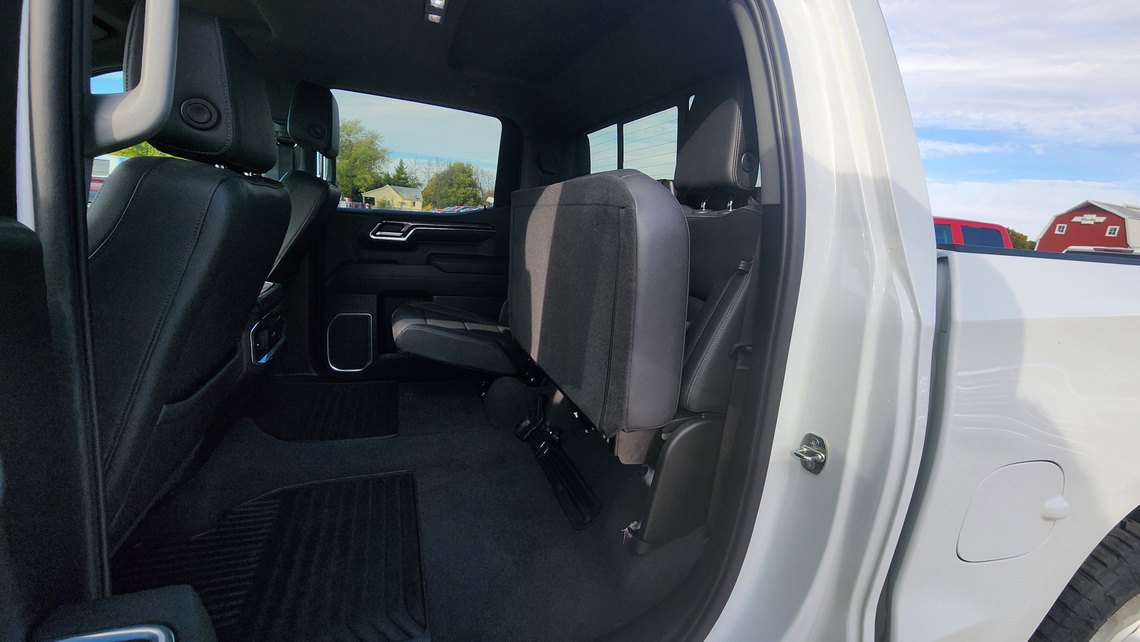 Certified 2023 Chevrolet Silverado 1500 LTZ w/ Technology Package image 21