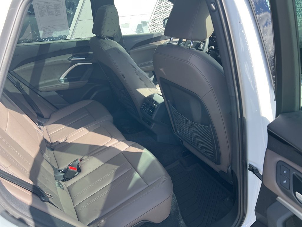 Certified 2025 Audi Q5 Premium w/ Convenience Package image 63