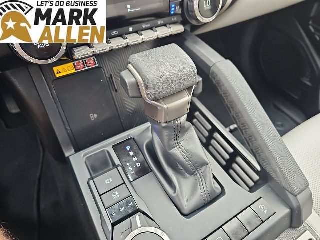 Used 2024 Toyota Tacoma Limited AWD/4WD image 15