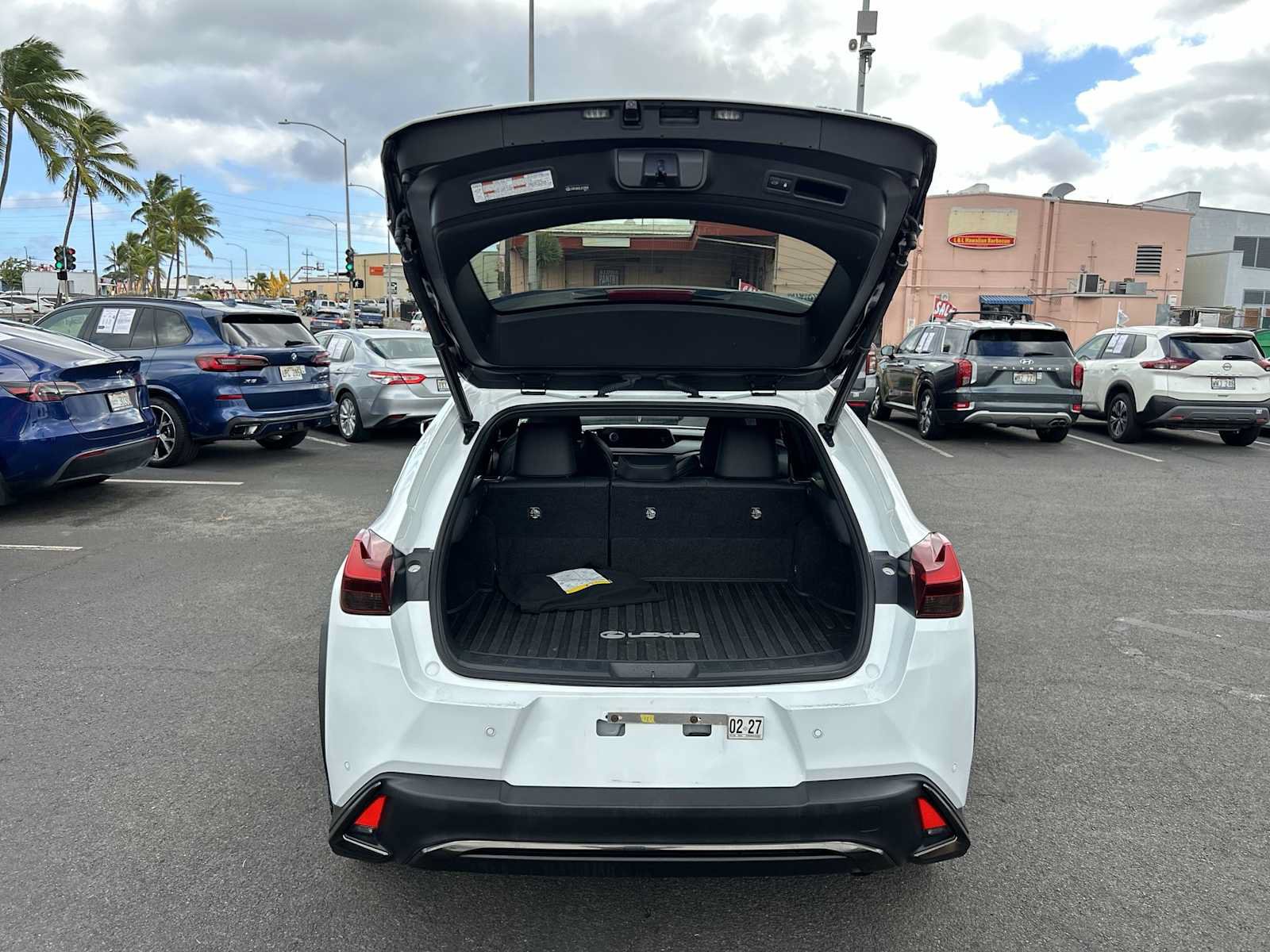 Used 2020 Lexus UX 250h F Sport w/ F Sport Premium Package AWD/4WD image 19