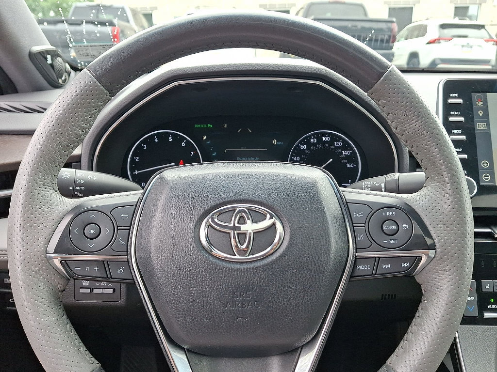 Used 2019 Toyota Avalon Limited w/ Advanced Safety Package FWD image 22