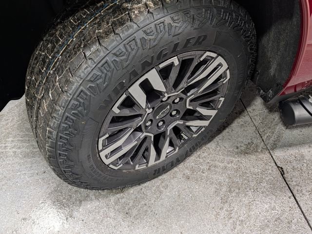 New 2026 Chevrolet Suburban Z71 w/ Z71 Off-Road Package image 10