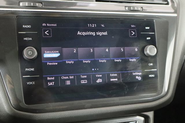 Used 2019 Volkswagen Tiguan SEL Premium image 32