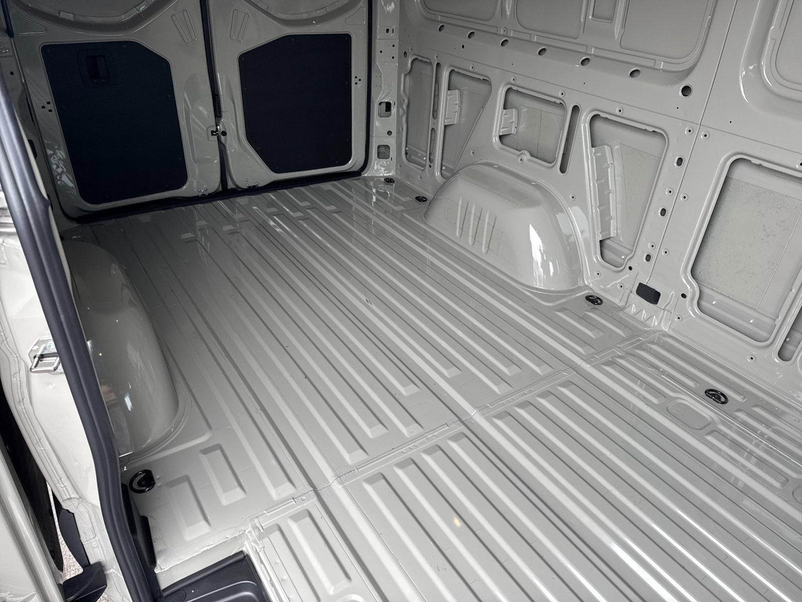 New 2026 Mercedes-Benz Sprinter 144 Cargo image 15