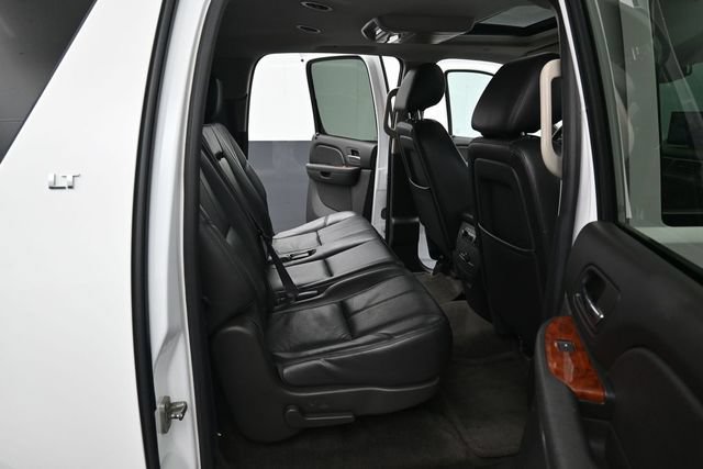Used 2014 Chevrolet Suburban LT AWD/4WD image 33