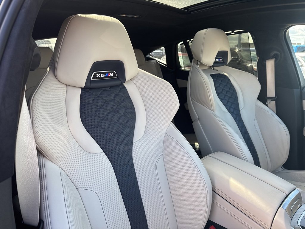 Used 2023 BMW X6 M w/ Executive Package image 13