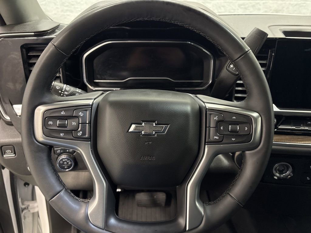 Used 2023 Chevrolet Silverado 1500 RST image 24