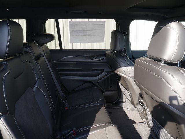 New 2025 Jeep Grand Cherokee L Altitude image 26