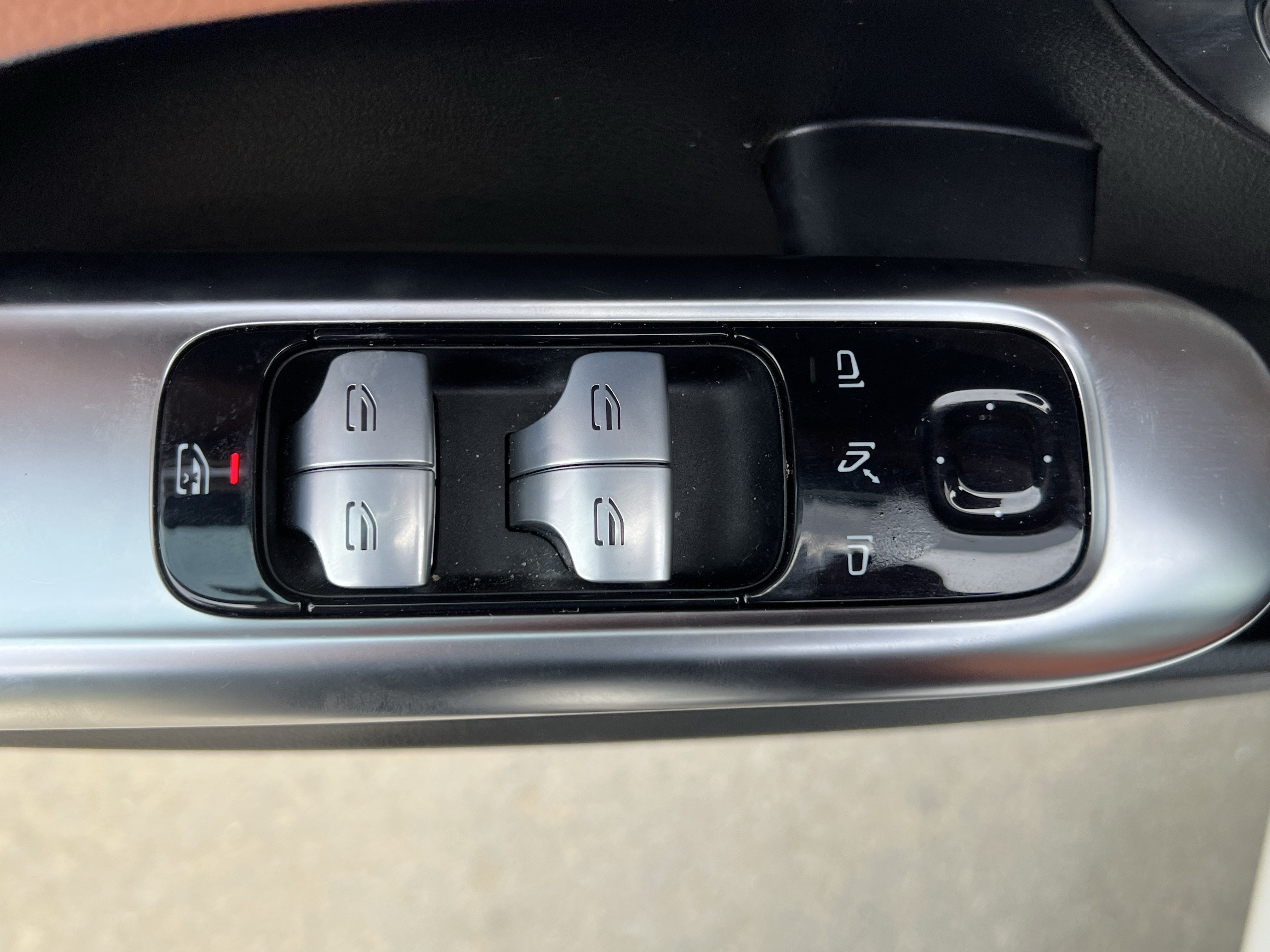 Used 2024 Mercedes-Benz C 300 Sedan image 15