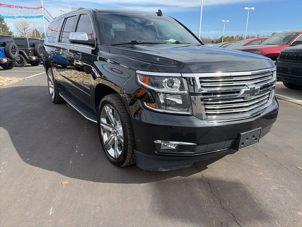 Used 2020 Chevrolet Suburban Premier image 2