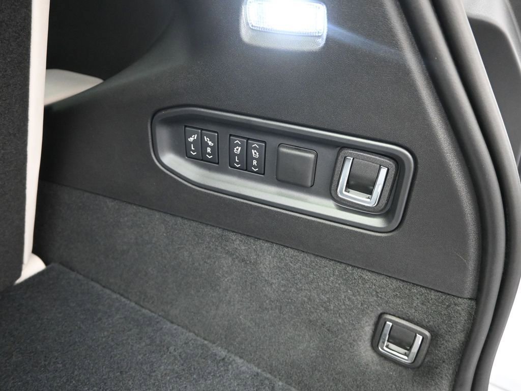 New 2026 Cadillac Vistiq Premium Luxury AWD/4WD image 20