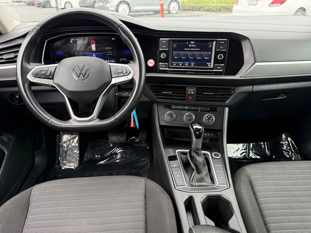 Used 2024 Volkswagen Jetta S image 25