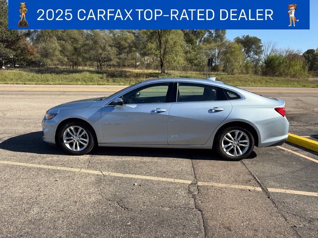 Certified 2017 Chevrolet Malibu LT w/ Leather Package FWD image 2
