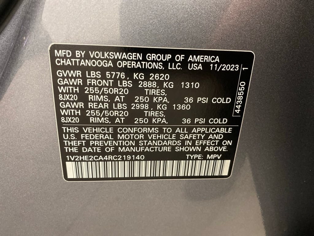 Used 2024 Volkswagen Atlas Cross Sport SE AWD/4WD image 28