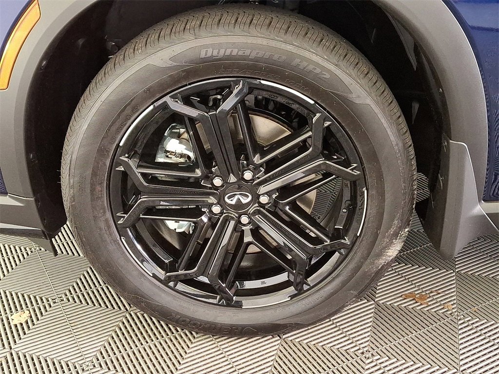 New 2026 INFINITI QX60 Sport w/ Dark Cargo Package image 10