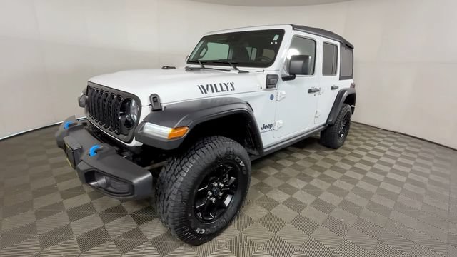 Used 2024 Jeep Wrangler Unlimited AWD/4WD image 12