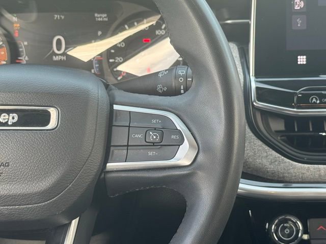 Used 2023 Jeep Compass Latitude image 26