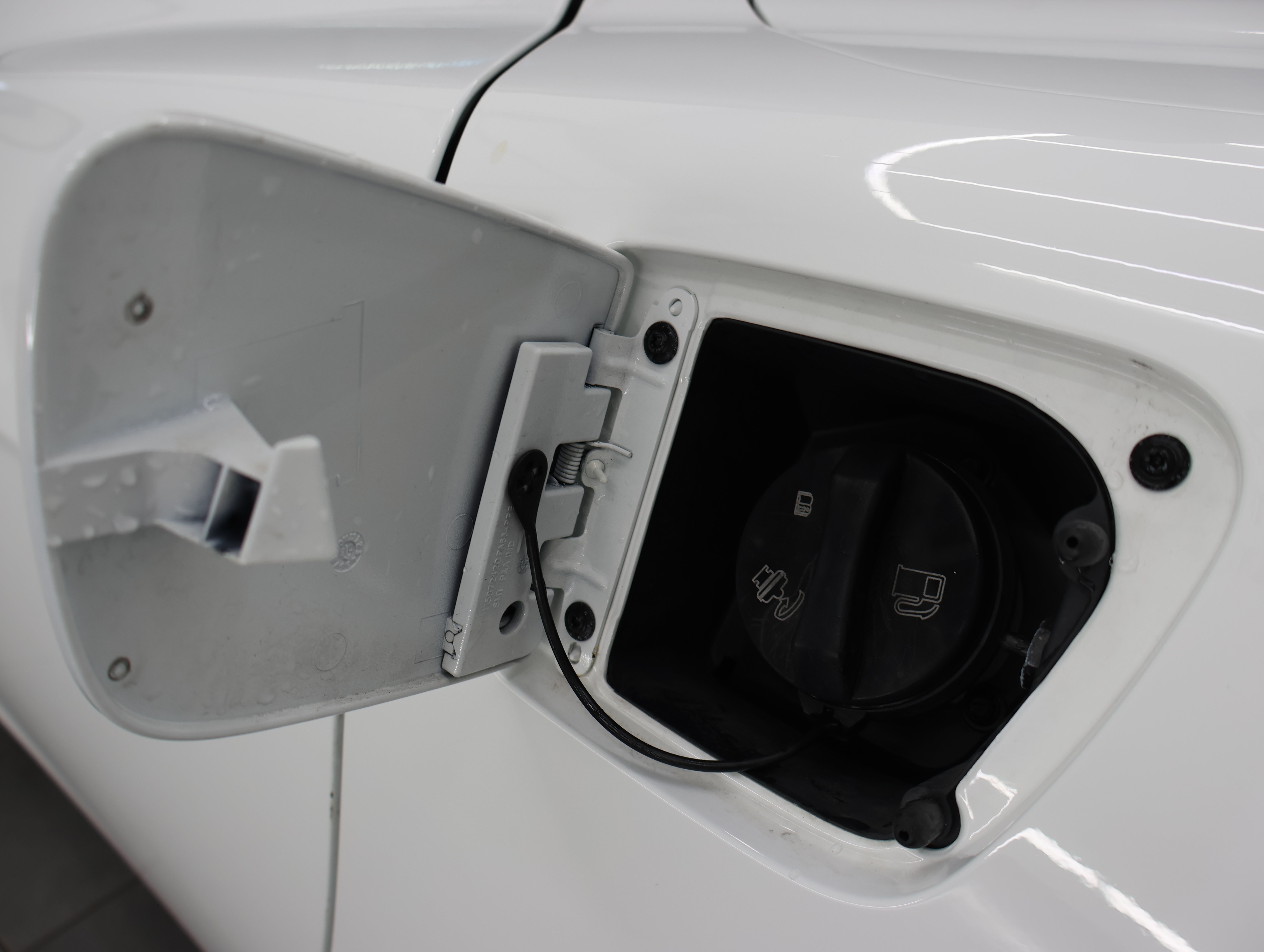 Used 2007 Chevrolet Corvette Convertible w/ Preferred Equipment Group RWD image 27