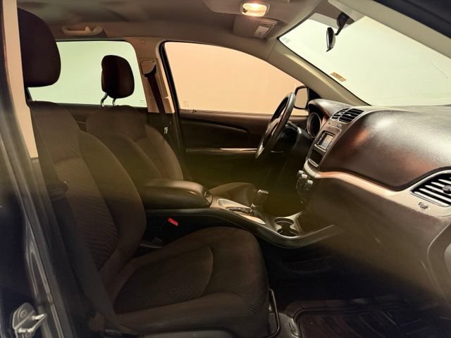 Used 2018 Dodge Journey SE w/ Connectivity Group FWD image 25