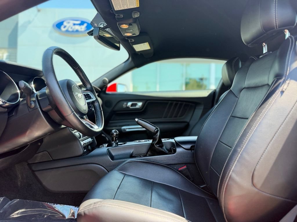 Used 2017 Ford Mustang GT Premium w/ GT Performance Package RWD image 17