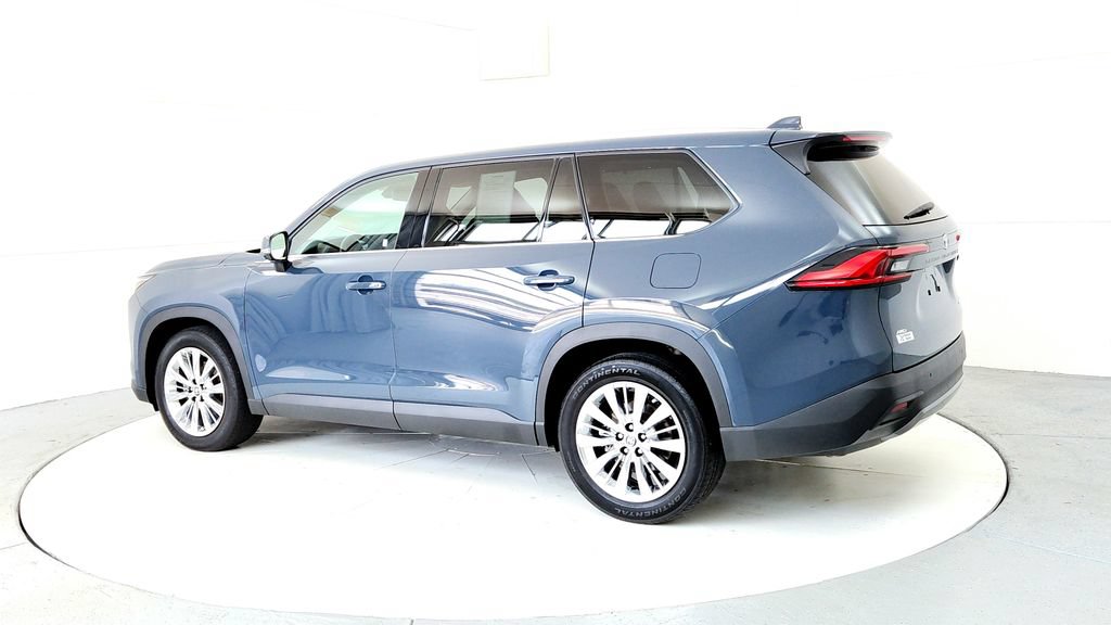 Certified 2024 Toyota Grand Highlander AWD image 4