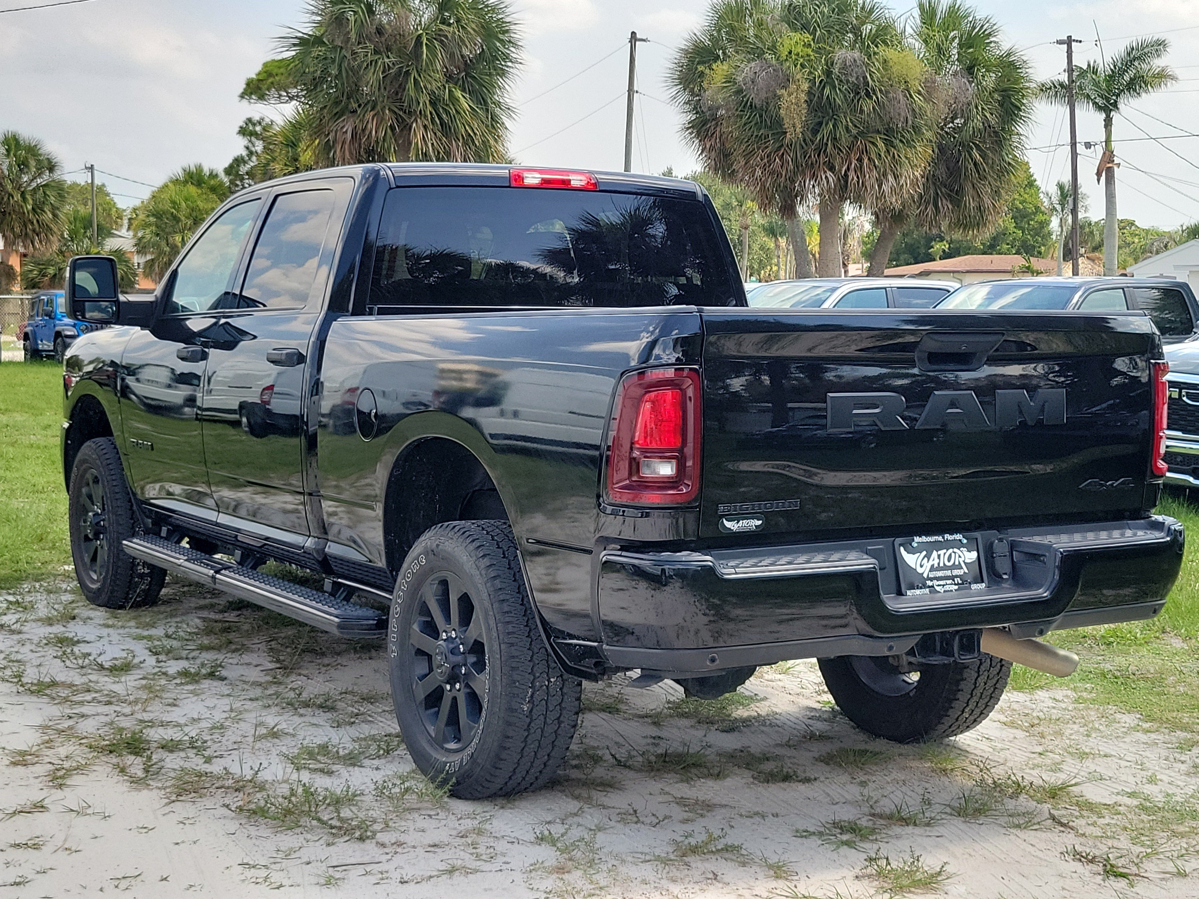 Used 2025 RAM 2500 Big Horn AWD/4WD image 3