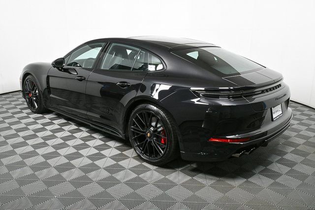 Used 2026 Porsche Panamera GTS image 3