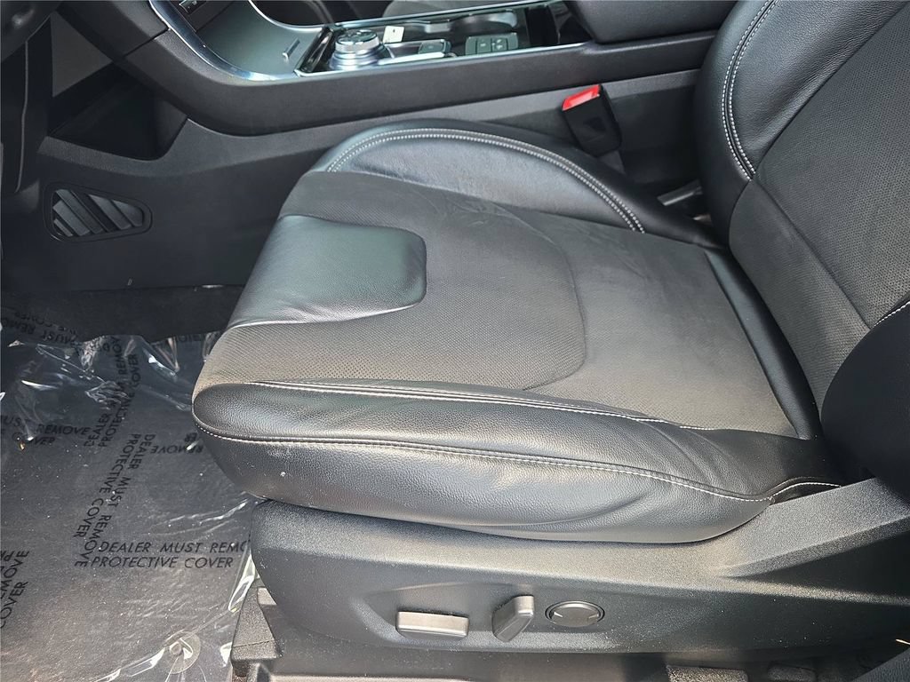 Used 2020 Ford Edge ST w/ Equipment Group 401A AWD/4WD image 19