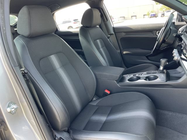 Used 2025 Honda Civic Sport image 26