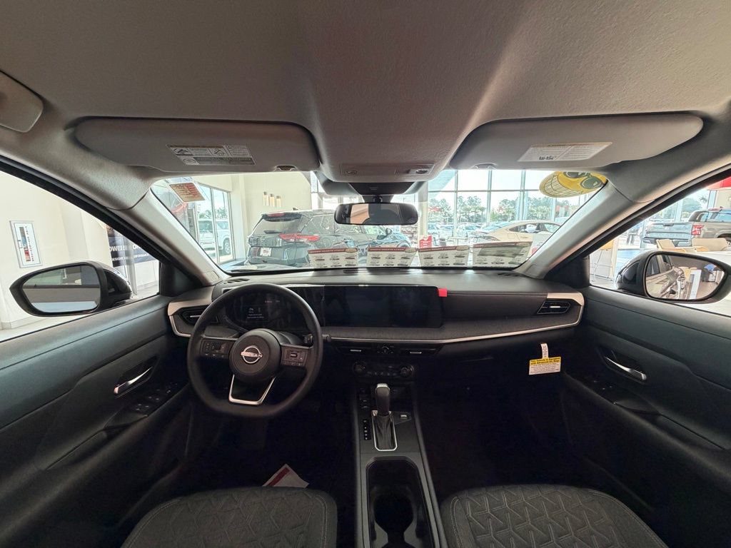 New 2026 Nissan Kicks SV w/ Charging Package FWD image 22