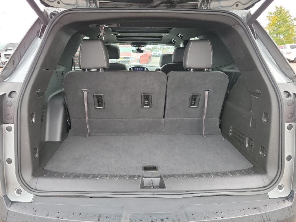 Certified 2023 Chevrolet Traverse LT w/ LT Premium Package AWD/4WD image 38