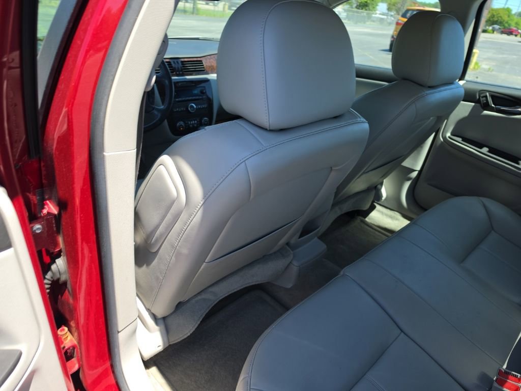 Used 2013 Chevrolet Impala LTZ FWD image 18