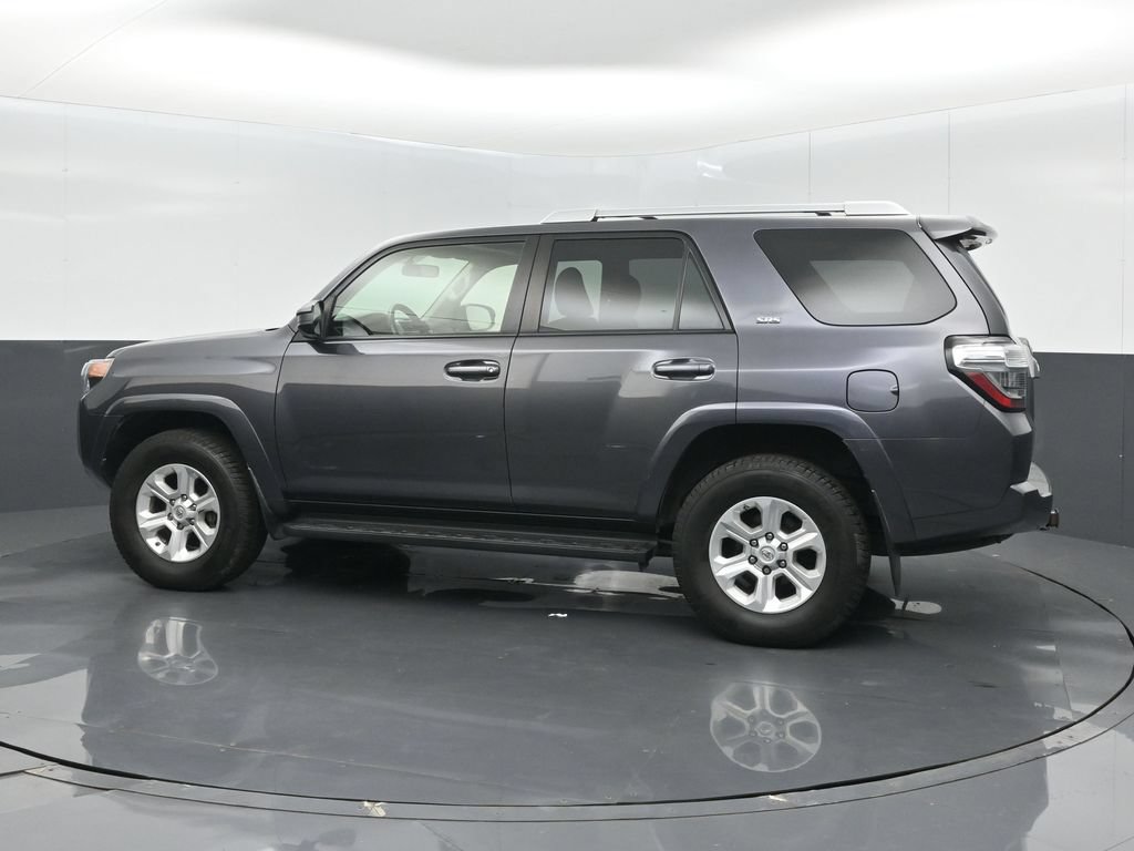 Used 2014 Toyota 4Runner SR5 AWD/4WD image 4