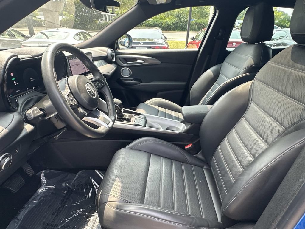 Used 2024 Alfa Romeo Tonale Ti AWD/4WD image 17