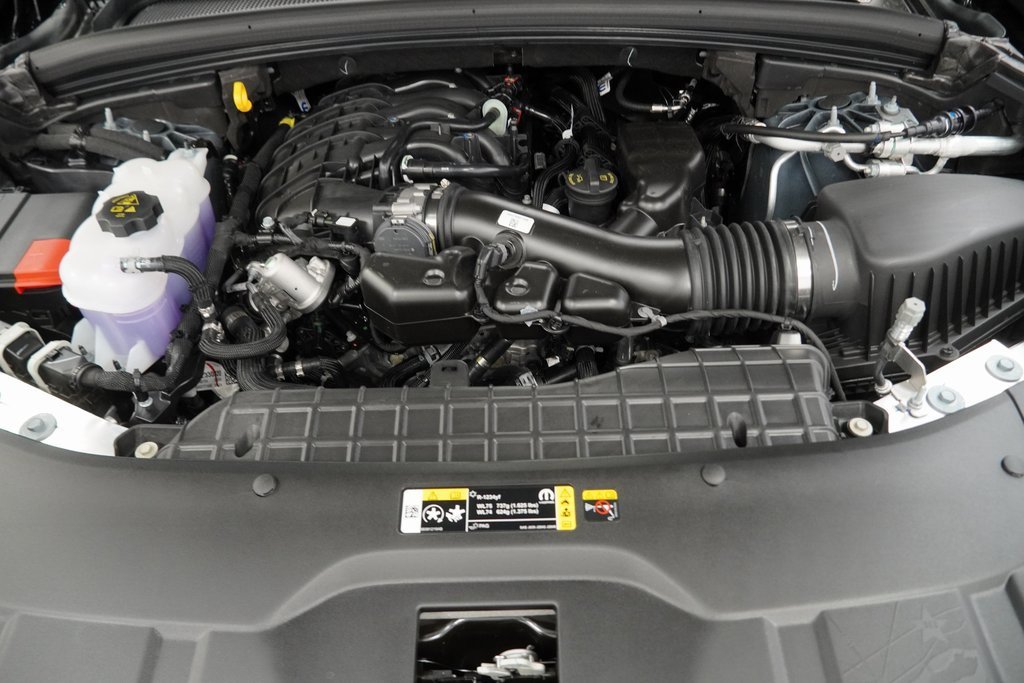 New 2025 Jeep Grand Cherokee Limited w/ Trailer Tow Package image 38