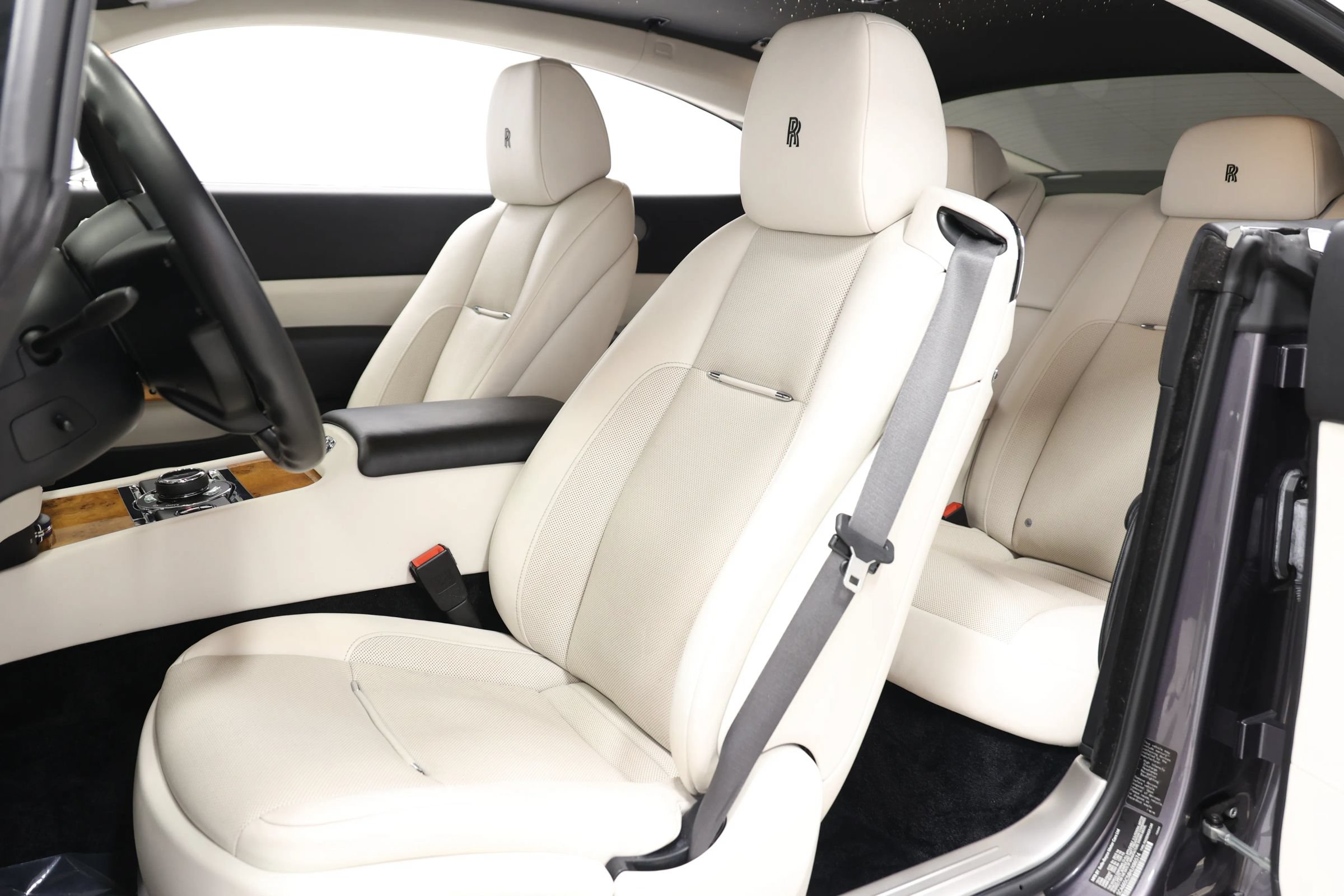 Used 2017 Rolls-Royce Wraith RWD image 22