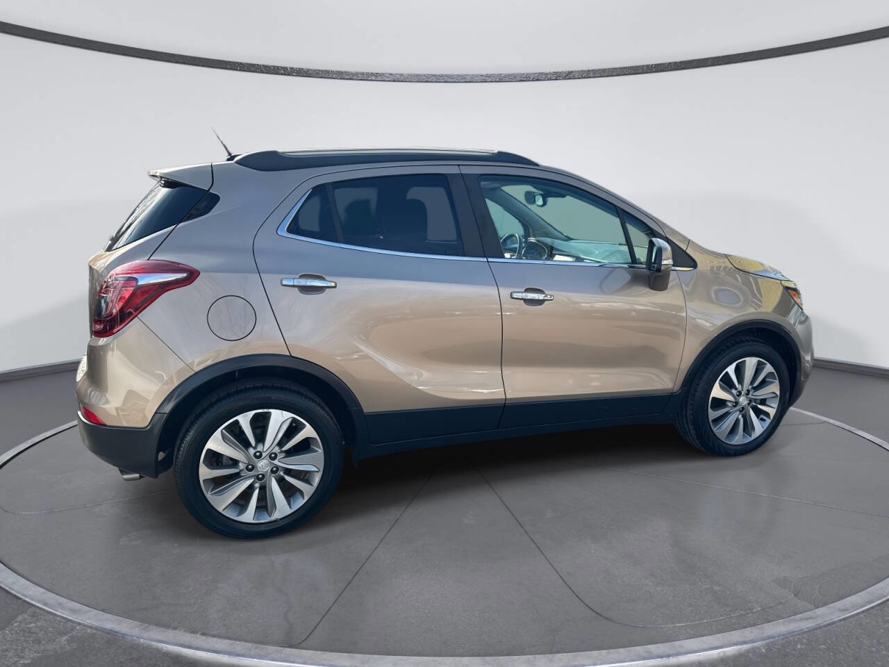Used 2019 Buick Encore Preferred image 4