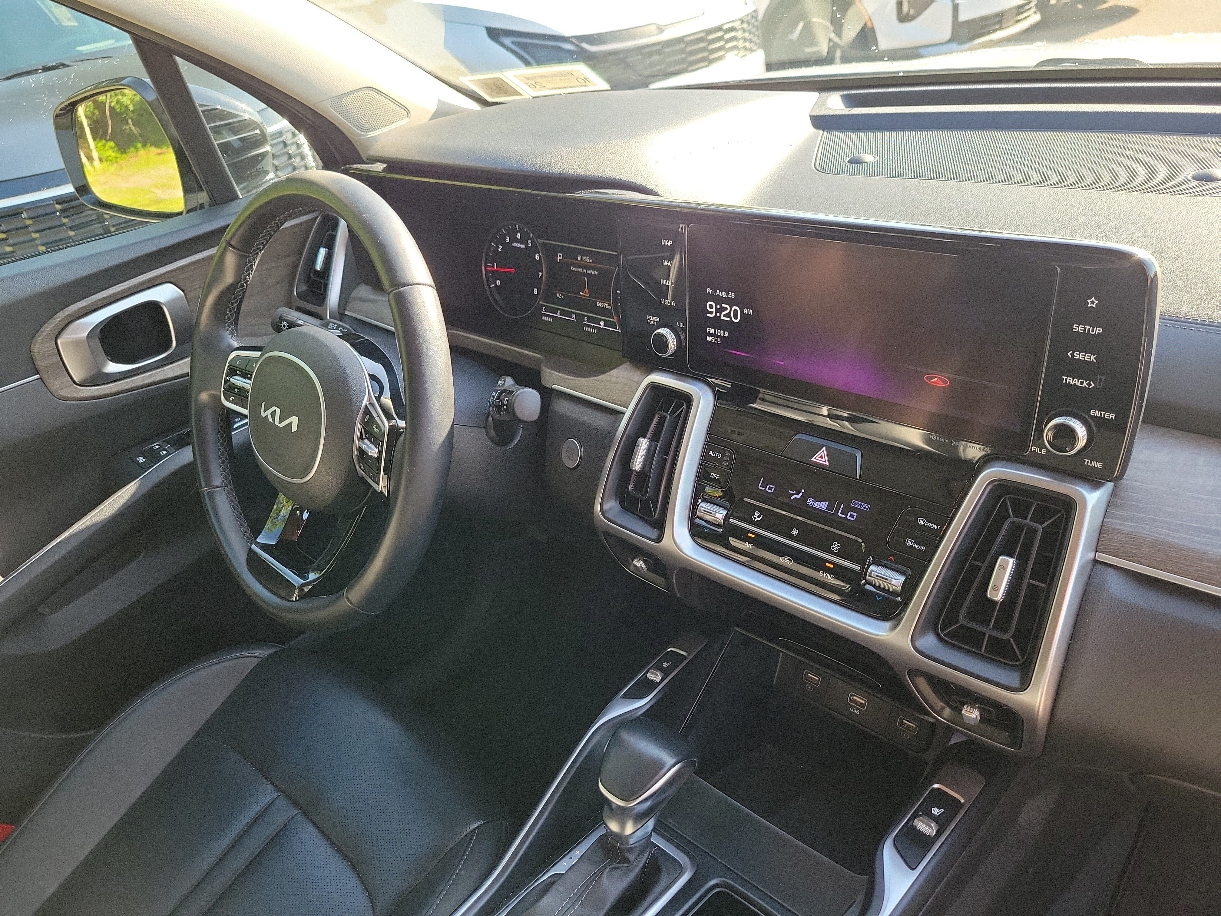 Certified 2022 Kia Sorento S AWD/4WD image 8