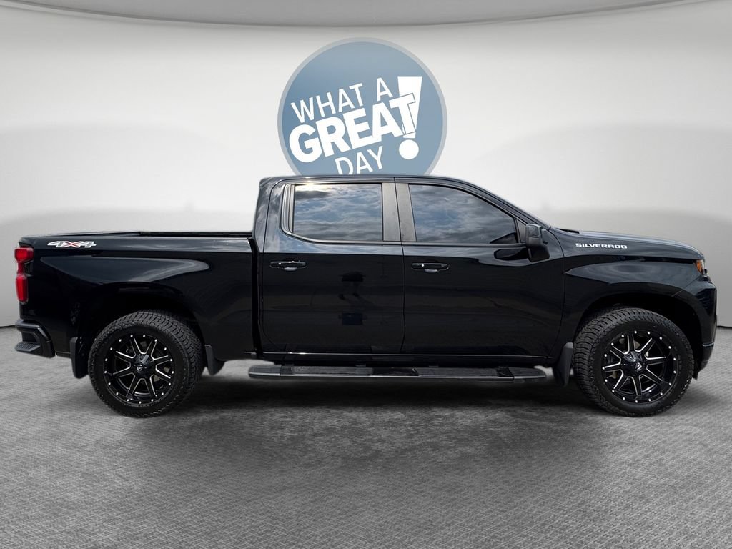 Used 2019 Chevrolet Silverado 1500 RST w/ All-Star Edition AWD/4WD image 2