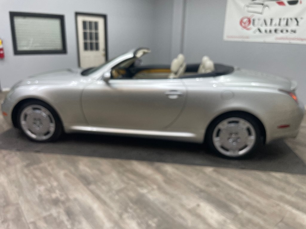 Used 2004 Lexus SC 430 Convertible RWD image 8