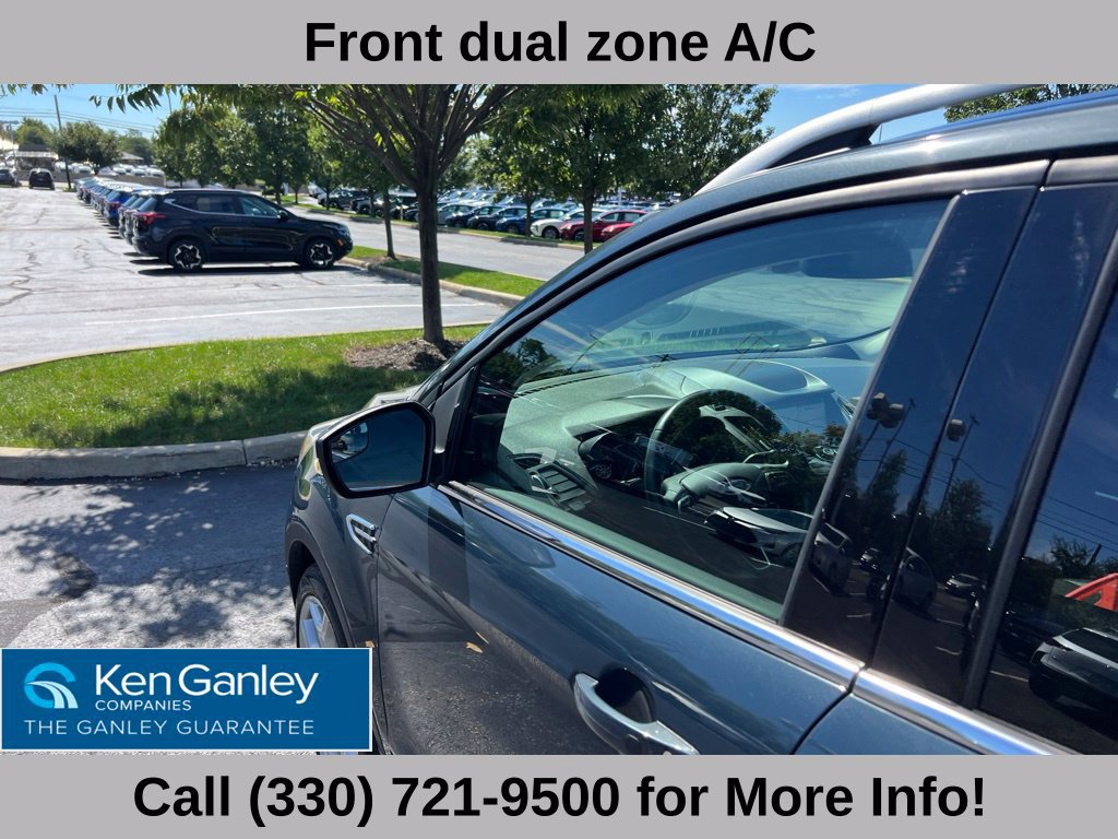 Used 2019 Ford Escape Titanium AWD/4WD image 22