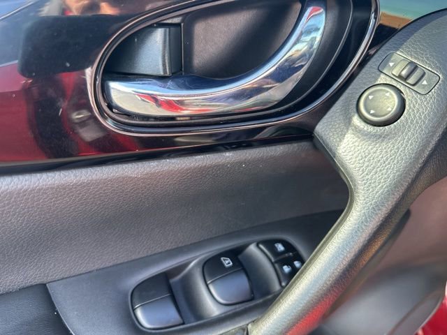 Used 2020 Nissan Rogue Sport SV w/ All-Weather Package image 24