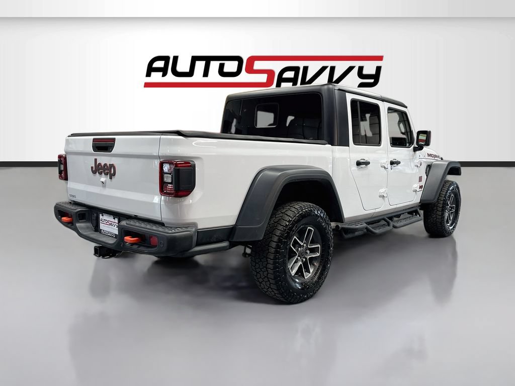 Used 2024 Jeep Gladiator Mojave w/ Technology Group AWD/4WD image 7