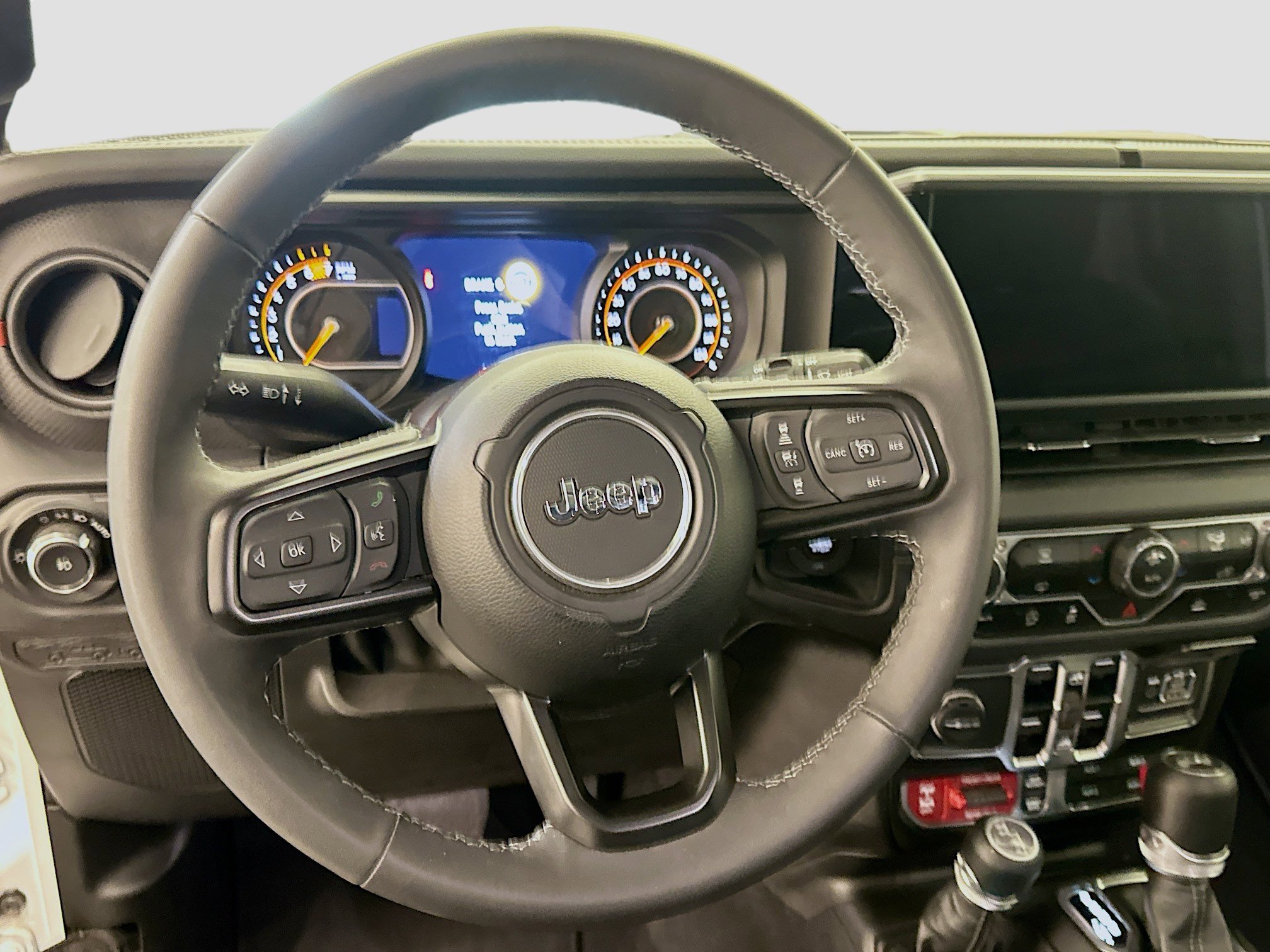 Used 2025 Jeep Wrangler Unlimited Rubicon image 18