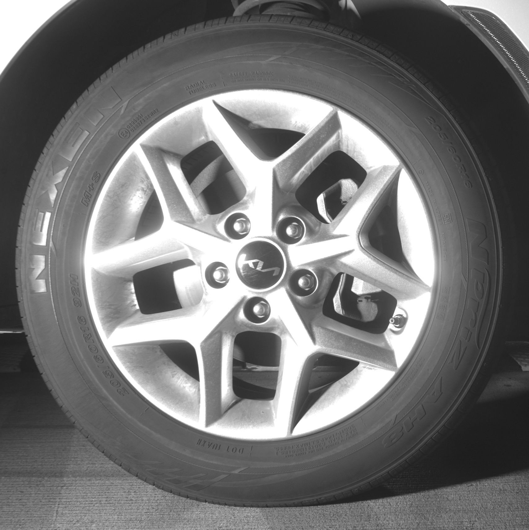 Used 2025 Kia Soul LX w/ LX Technology Package FWD image 13