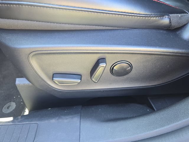 Certified 2024 Ford Escape ST-Line AWD/4WD image 13