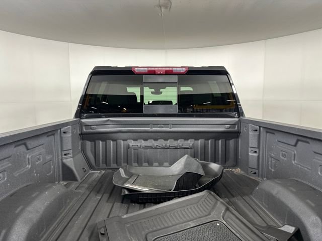 Used 2023 GMC Sierra 2500 Denali w/ Denali Black Diamond Edition image 26