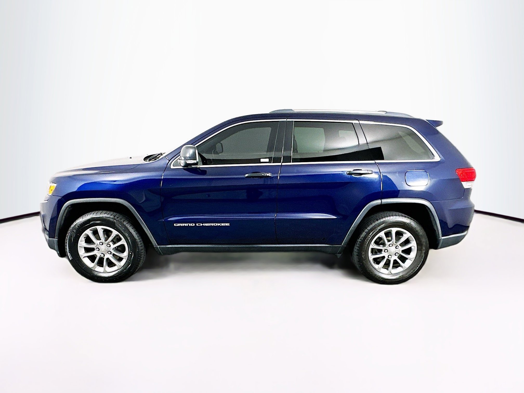 Used 2015 Jeep Grand Cherokee Limited RWD image 4