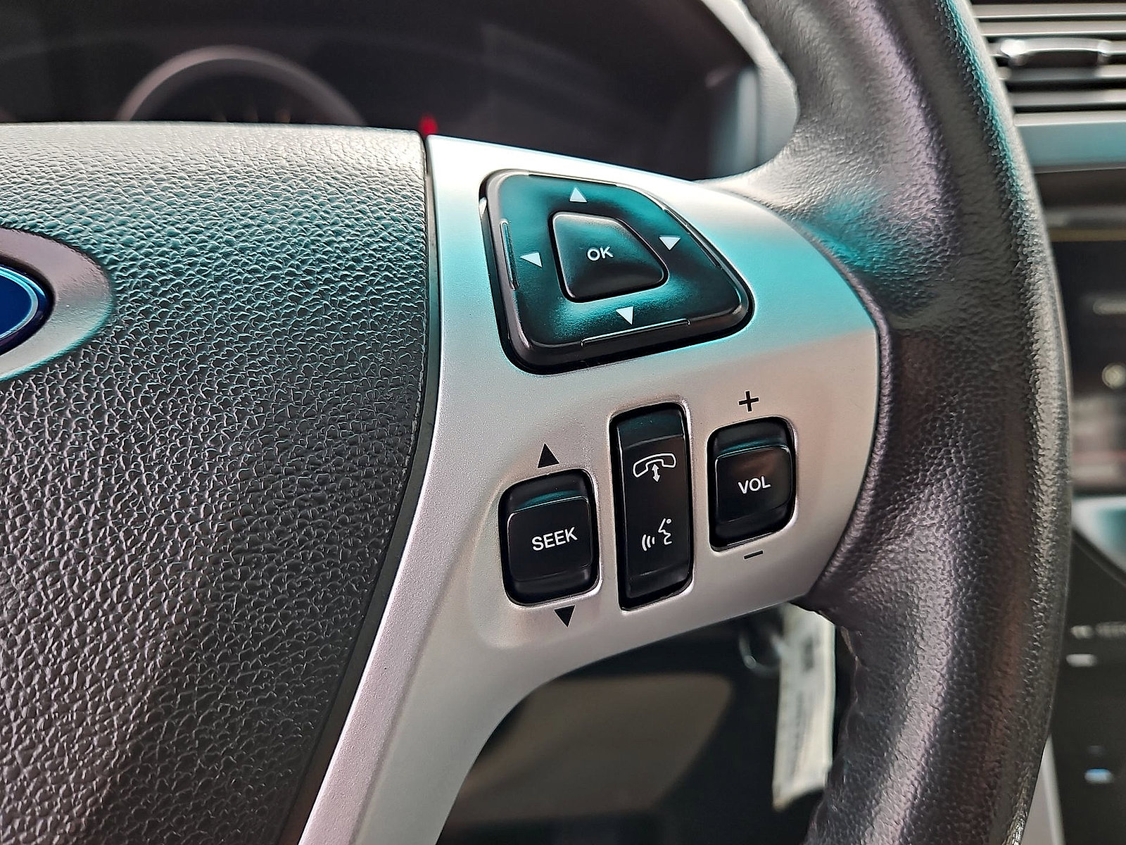 Used 2011 Ford Explorer XLT w/ 201A Rapid Spec Order Code image 18