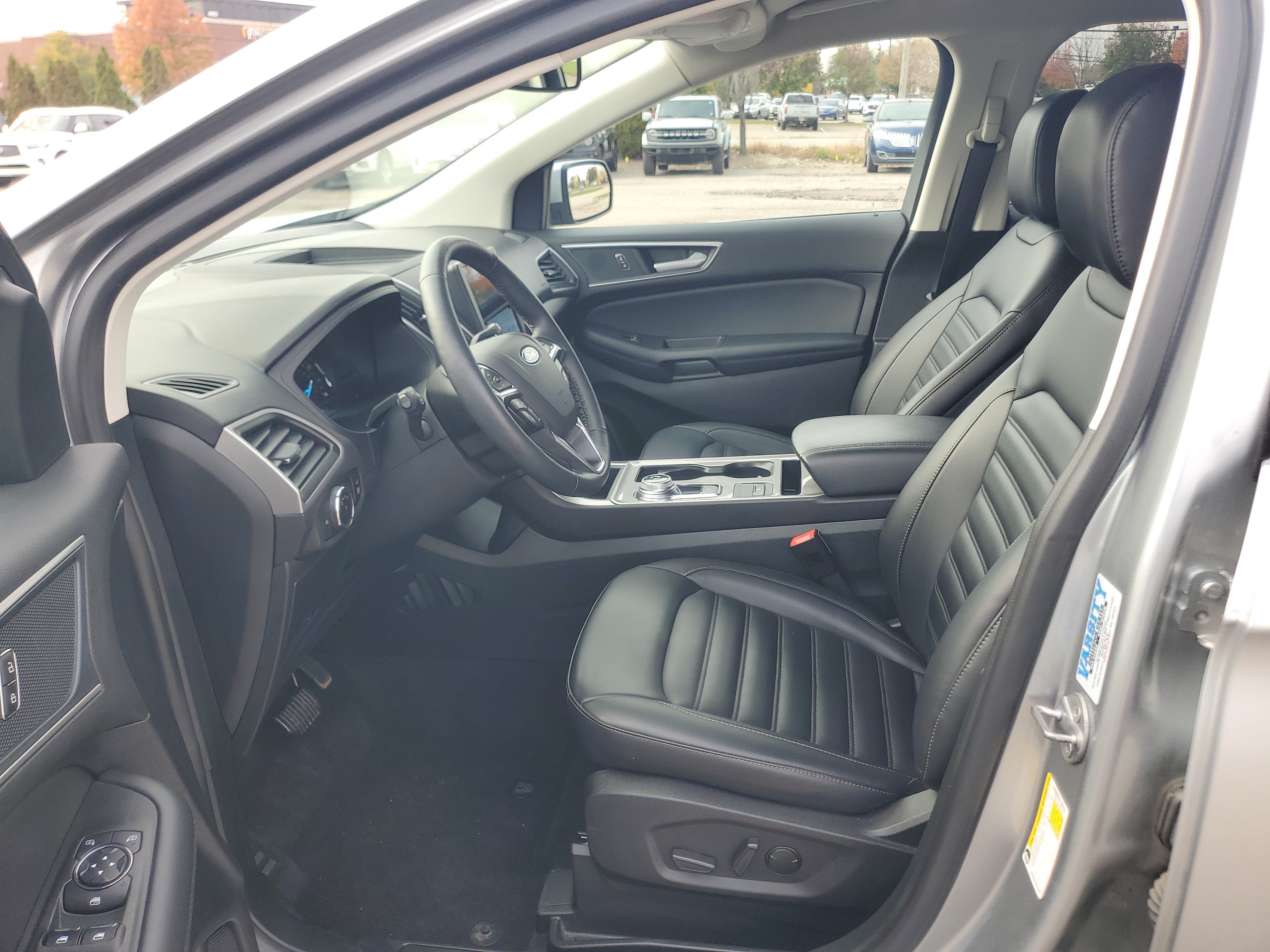 Used 2024 Ford Edge SEL w/ Convenience Package AWD/4WD image 12